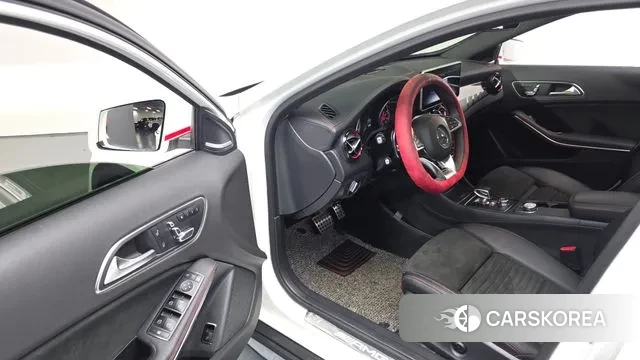Mercedes-Benz GLA-Class X156 2019 Белый из Кореи, фото 2