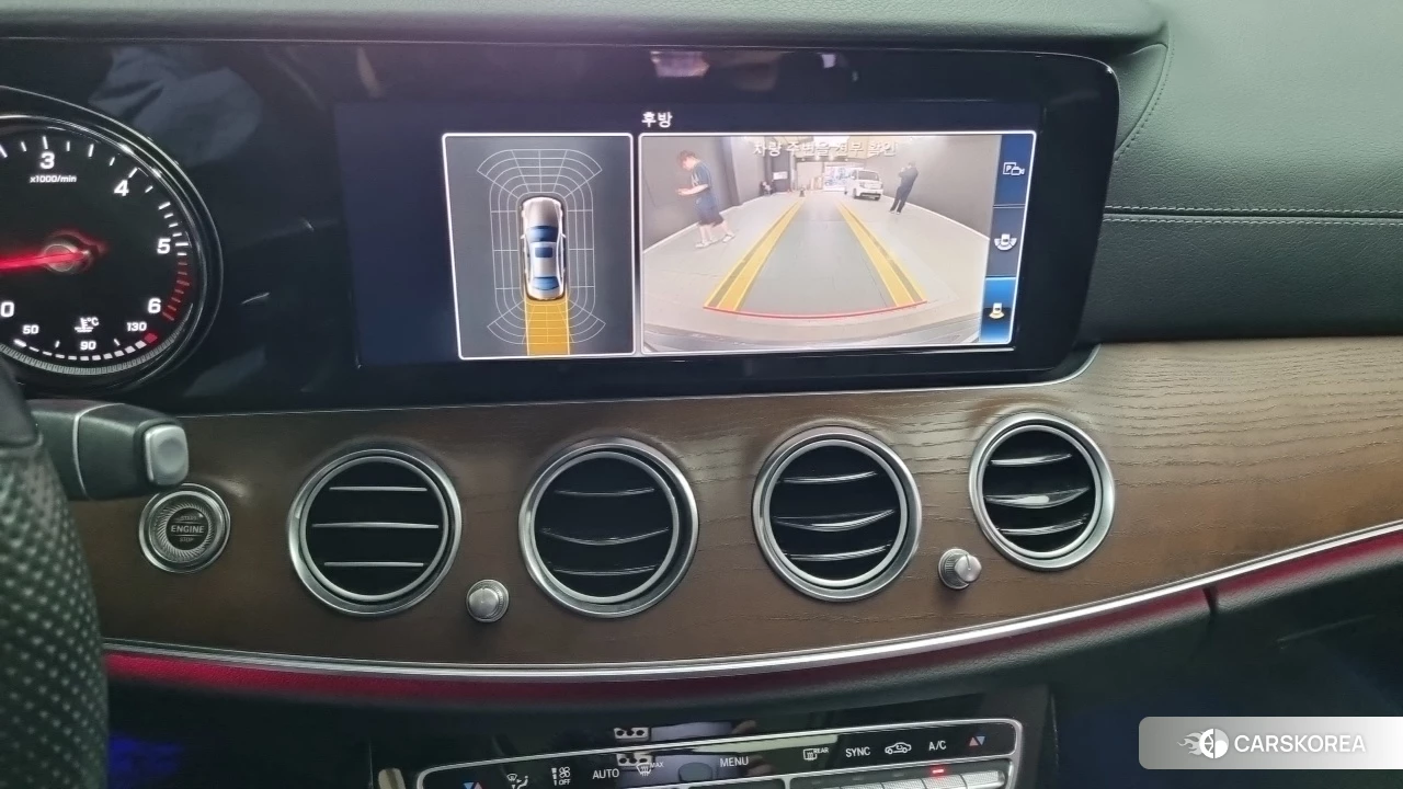 Mercedes-Benz E-Class W213 2018 Серый из Кореи, фото 2