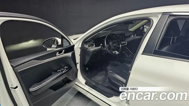 Kia K5 3rd generation 2021 Белый из Кореи, фото 2