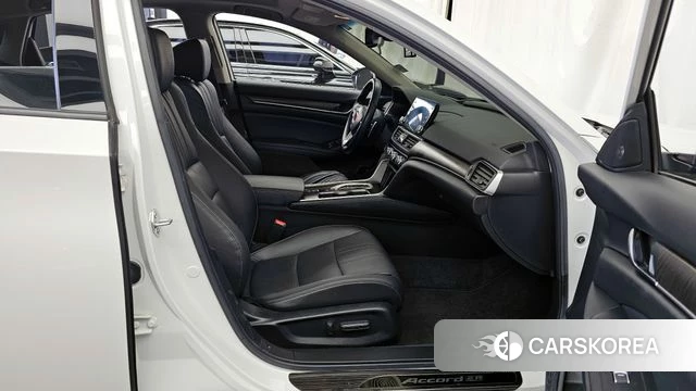Honda Accord 10th Generation 2021 Белый из Кореи, фото 2