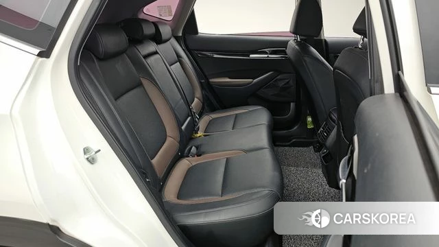 Kia Seltos 2021 Белый из Кореи, фото 2