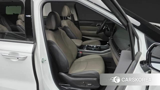 Kia The New Carnival 4th Generation 2024 Белый из Кореи, фото 2