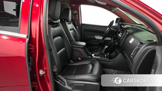 Chevrolet (GM Daewoo) Real New Colorado 2022 Красный из Кореи, фото 2