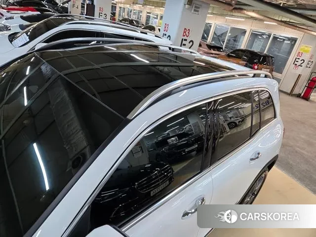 Mercedes-Benz GLB-Class X247 2024 Белый из Кореи, фото 2