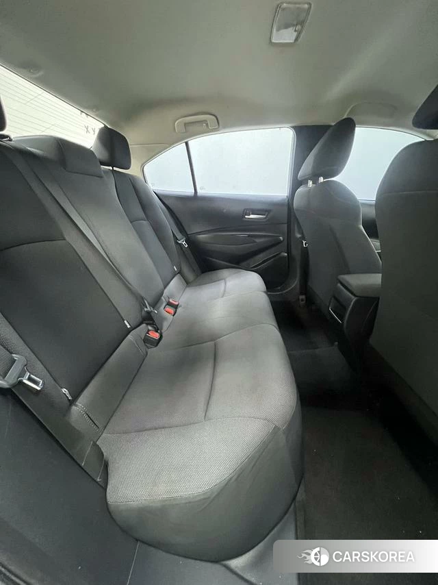 Toyota Corolla 2023 Белый из Китая, фото 2