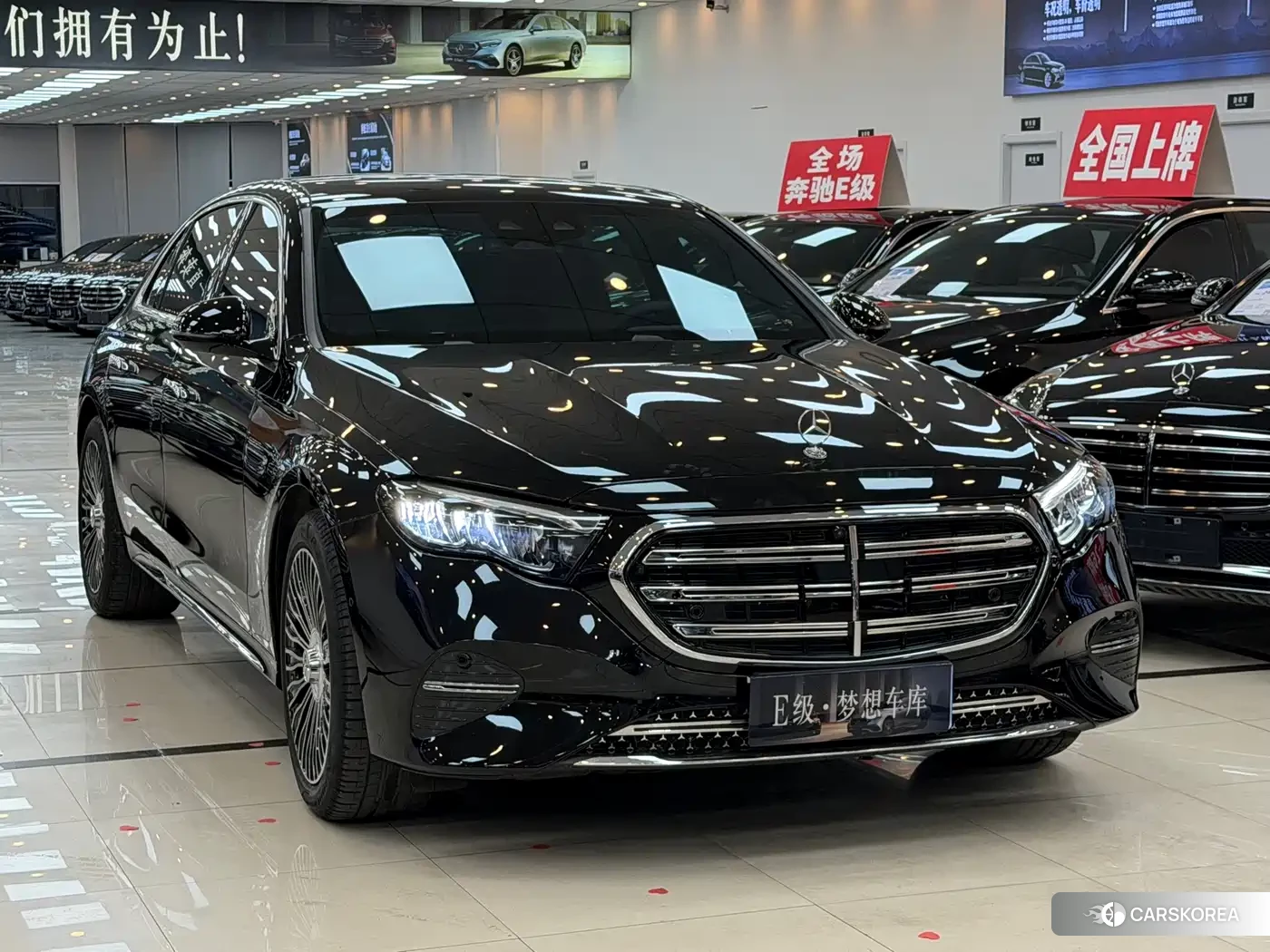 Mercedes-Benz E-Class 2026 Черный из Китая, фото 2