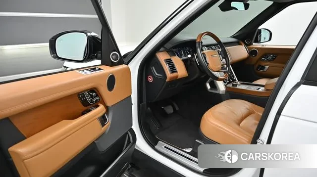 Land Rover Range Rover 4th Generation 2022 Белый из Кореи, фото 2