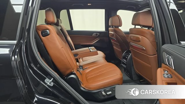 BMW X7 (G07) 2026 Черный из Кореи, фото 2