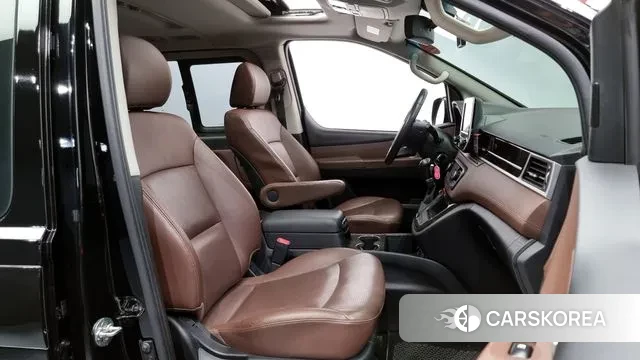 Hyundai The New Grand Starex 2018 Черный из Кореи, фото 2