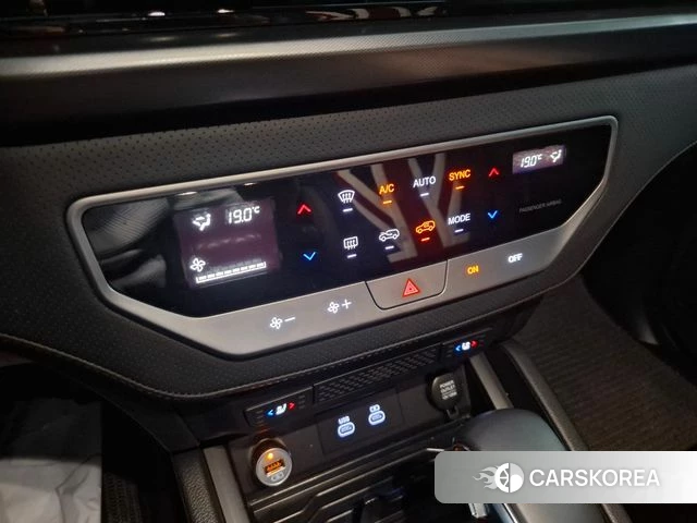 Ssangyong The New Rexton Sport 2023 Черный из Кореи, фото 2
