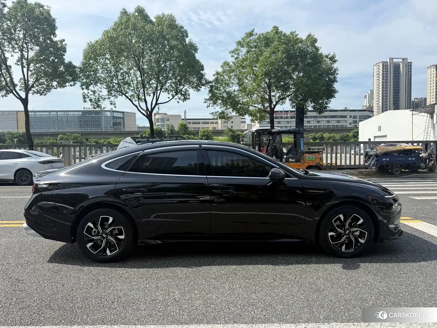 Hyundai Sonata 2025 Черный из Китая, фото 3