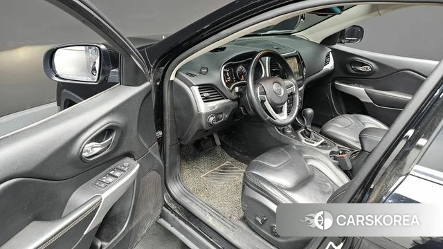 Jeep Cherokee (KL) 2018 Черный из Кореи, фото 2