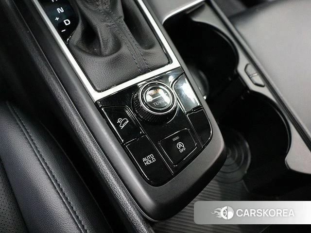 Kia Sportage 5th Generation 2022 Белый из Кореи, фото 2