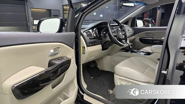 Kia The New Carnival 2018 Черный из Кореи, фото 2