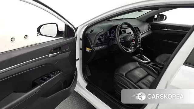 Hyundai The New Avante AD 2019 Белый из Кореи, фото 2