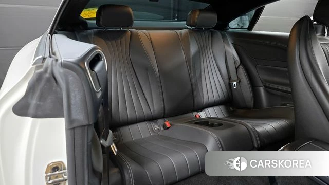 Mercedes-Benz E-Class W213 2022 Белый из Кореи, фото 2