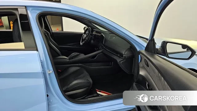 Hyundai Avante (CN7) 2021 Небесно-голубой из Кореи, фото 2