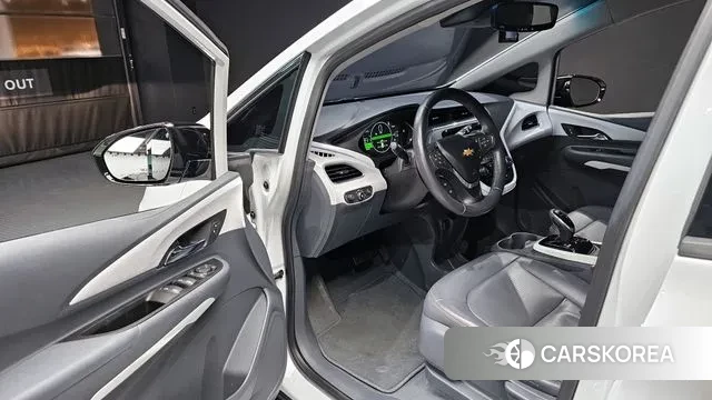 Chevrolet (GM Daewoo) Bolt EV 2019 Белый из Кореи, фото 2