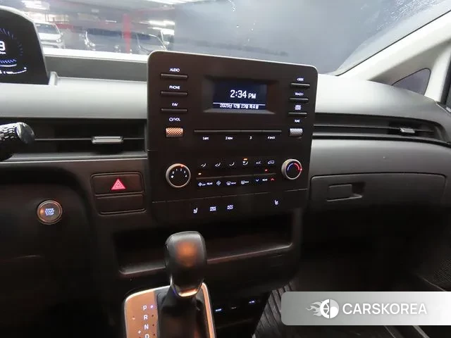 Hyundai Staria 2021 Черный из Кореи, фото 2