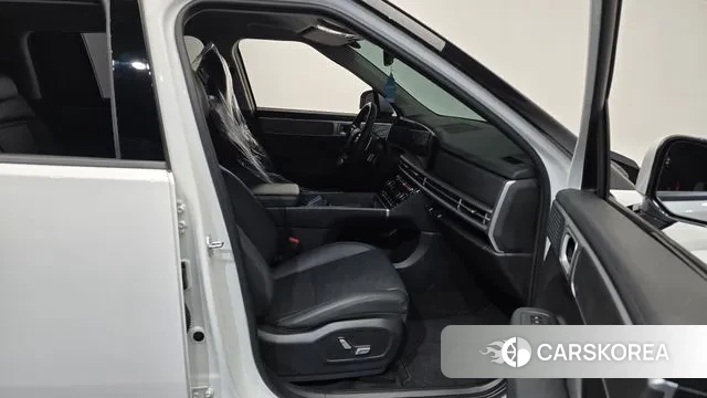 Hyundai Santa Fe (MX5) 2024 Белый из Кореи, фото 2