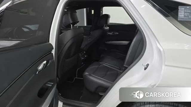 Genesis GV70 2021 Белый из Кореи, фото 2