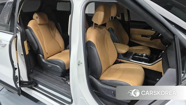 Kia Carnival 4th generation 2023 Белый из Кореи, фото 2