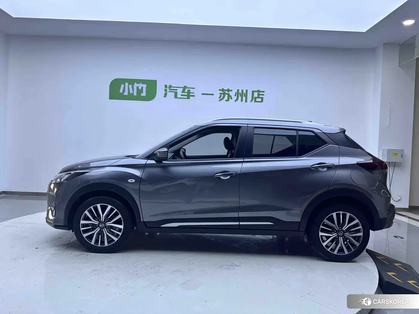 Nissan Kicks 2021 Silver/gray из Китая, фото 2