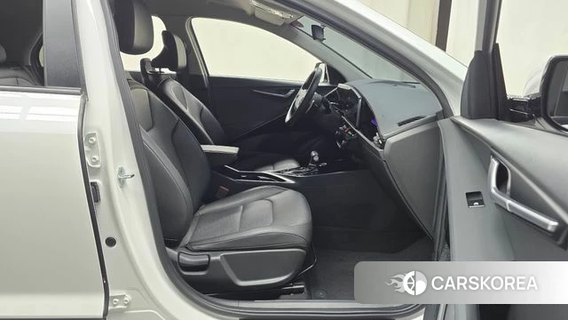 Kia Di Ol Nu Niro 2022 Белый из Кореи, фото 2