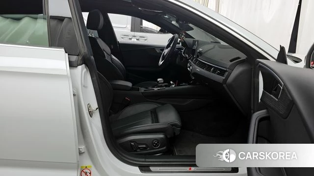 Audi A5 (F5) 2022 Белый из Кореи, фото 2