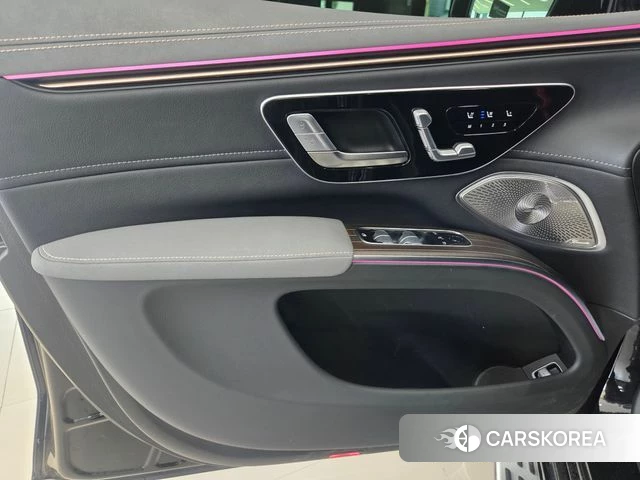 Mercedes-Benz EQS SUV X296 2024 Черный из Кореи, фото 2