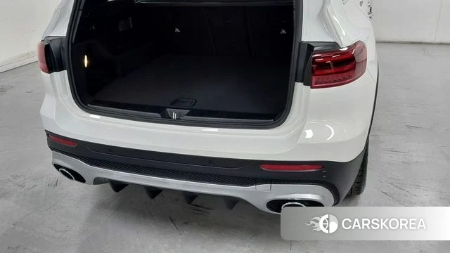 Mercedes-Benz GLB-Class X247 2025 Белый из Кореи, фото 2