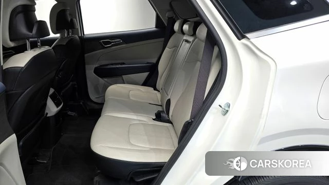 Kia Sportage 5th Generation 2023 Белый из Кореи, фото 2