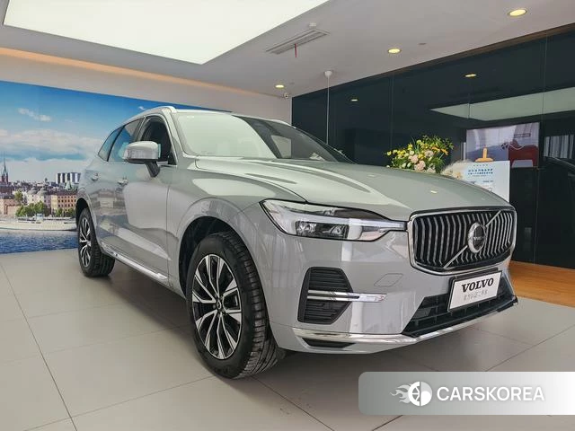 Volvo XC60 2025 Серебристо-серый из Китая, фото 2