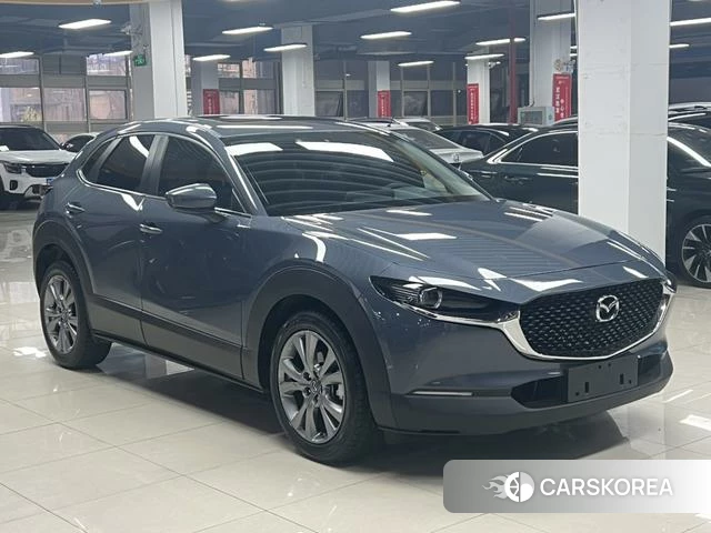 Mazda CX-30 2022 Темно-серый из Китая, фото 2