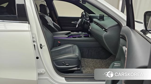 Genesis GV70 2021 Белый из Кореи, фото 2