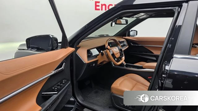 Ssangyong Torres 2024 Черный из Кореи, фото 2