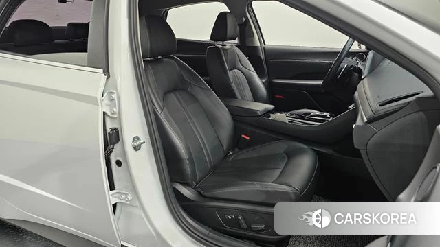Hyundai Sonata (DN8) 2021 Белый из Кореи, фото 2