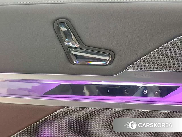 BMW i7 2025 Черный из Китая, фото 2