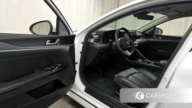 Kia K5 3rd generation 2021 Белый из Кореи, фото 2