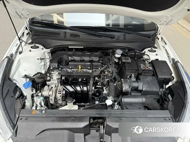 Kia K3 2023 Белый из Китая, фото 2