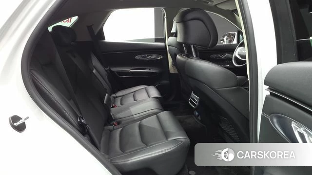 Genesis GV70 2022 Белый из Кореи, фото 2