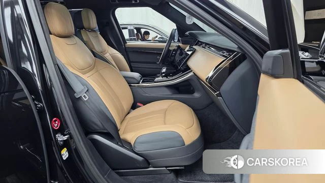 Land Rover Range Rover Sport 3rd Generation 2024 Черный из Кореи, фото 2