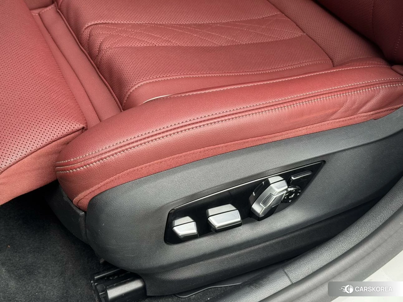 BMW 5 series 2021 Белый из Китая, фото 2