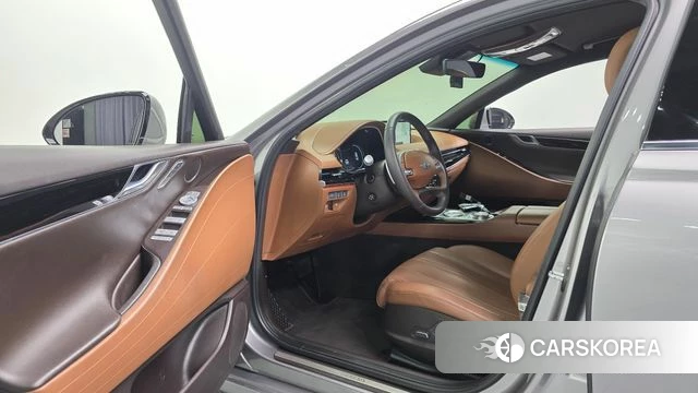 Genesis G80 (RG3) 2022 Серебряный из Кореи, фото 2