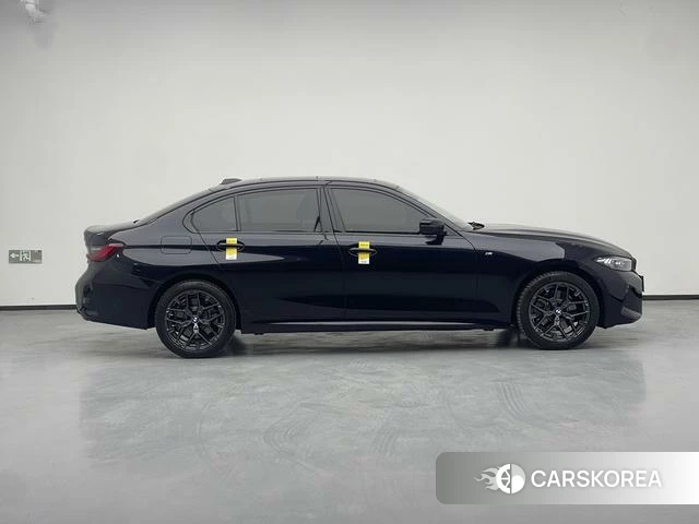 BMW 3 series 2025 Синий из Китая, фото 2