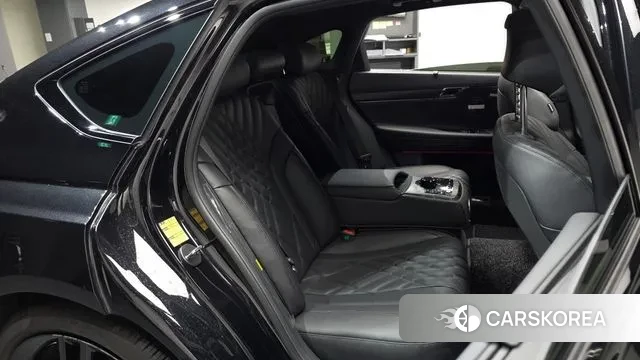 Genesis G80 (RG3) 2025 Черный из Кореи, фото 2