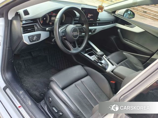 Audi A5 2023 Белый из Китая, фото 2