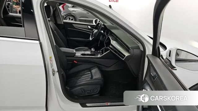 Audi A6 (C8) 2020 Белый из Кореи, фото 2