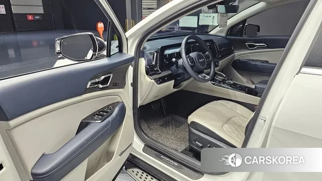 Kia Sportage 5th Generation 2023 Белый из Кореи, фото 2