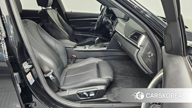 BMW 3 Series (F30) id 3893933 из Кореи 2